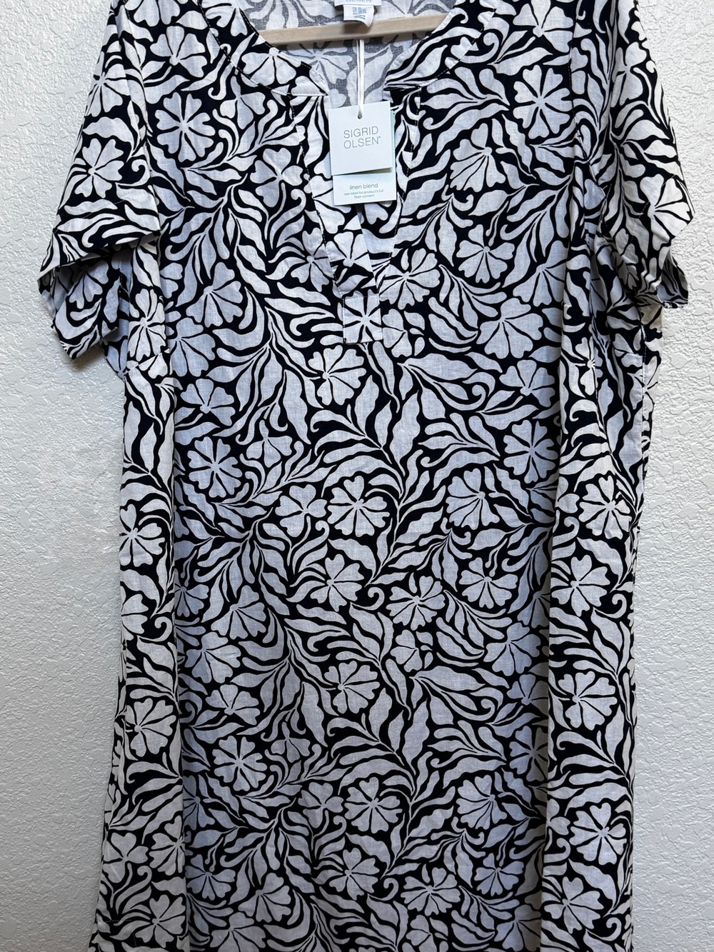 Sigrid Olsen Black and White Floral Tunic